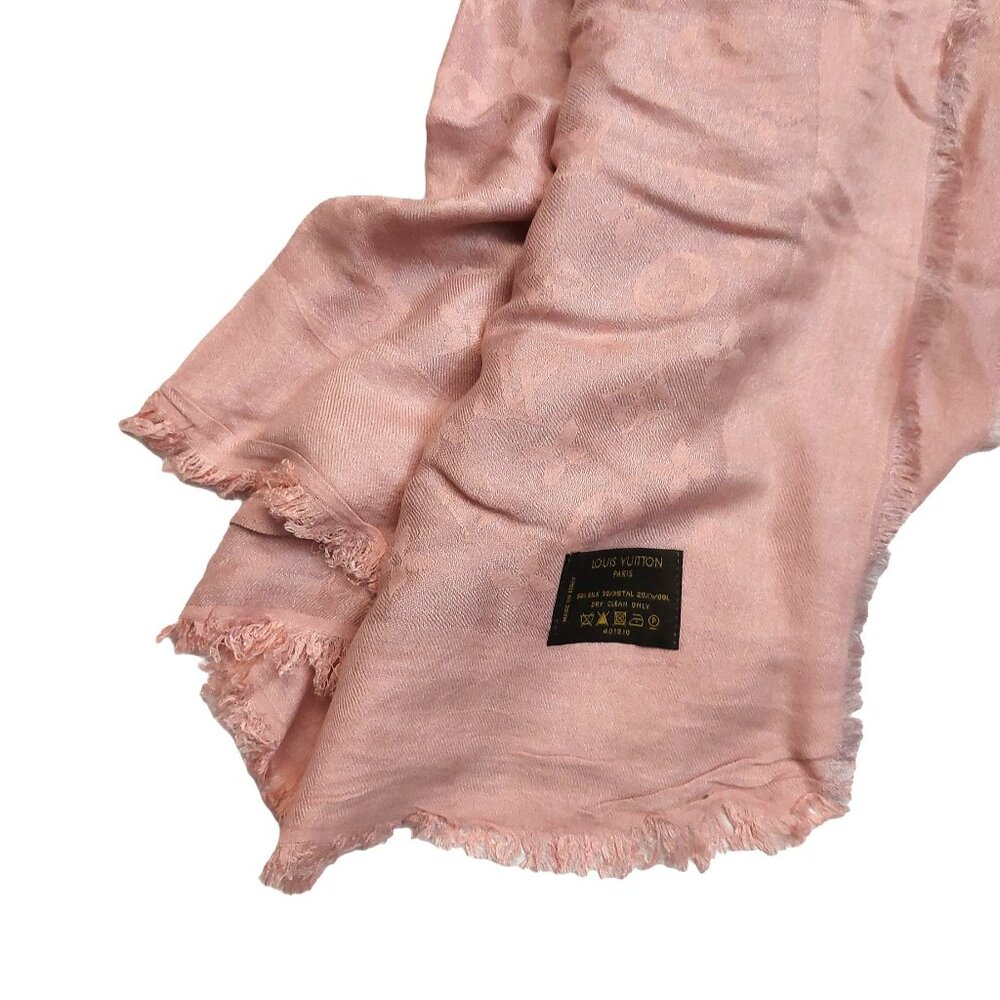 LOUIS VUITTON LV Vintage Iridescent Blush Pink Silk Wool Scarf Shawl Wrap - Picture 5 of 11